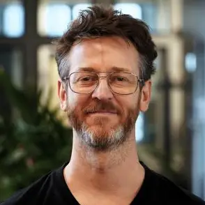 Dr. Tim Polzehl
