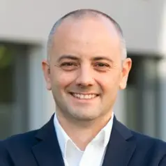 Dr. Stefan König