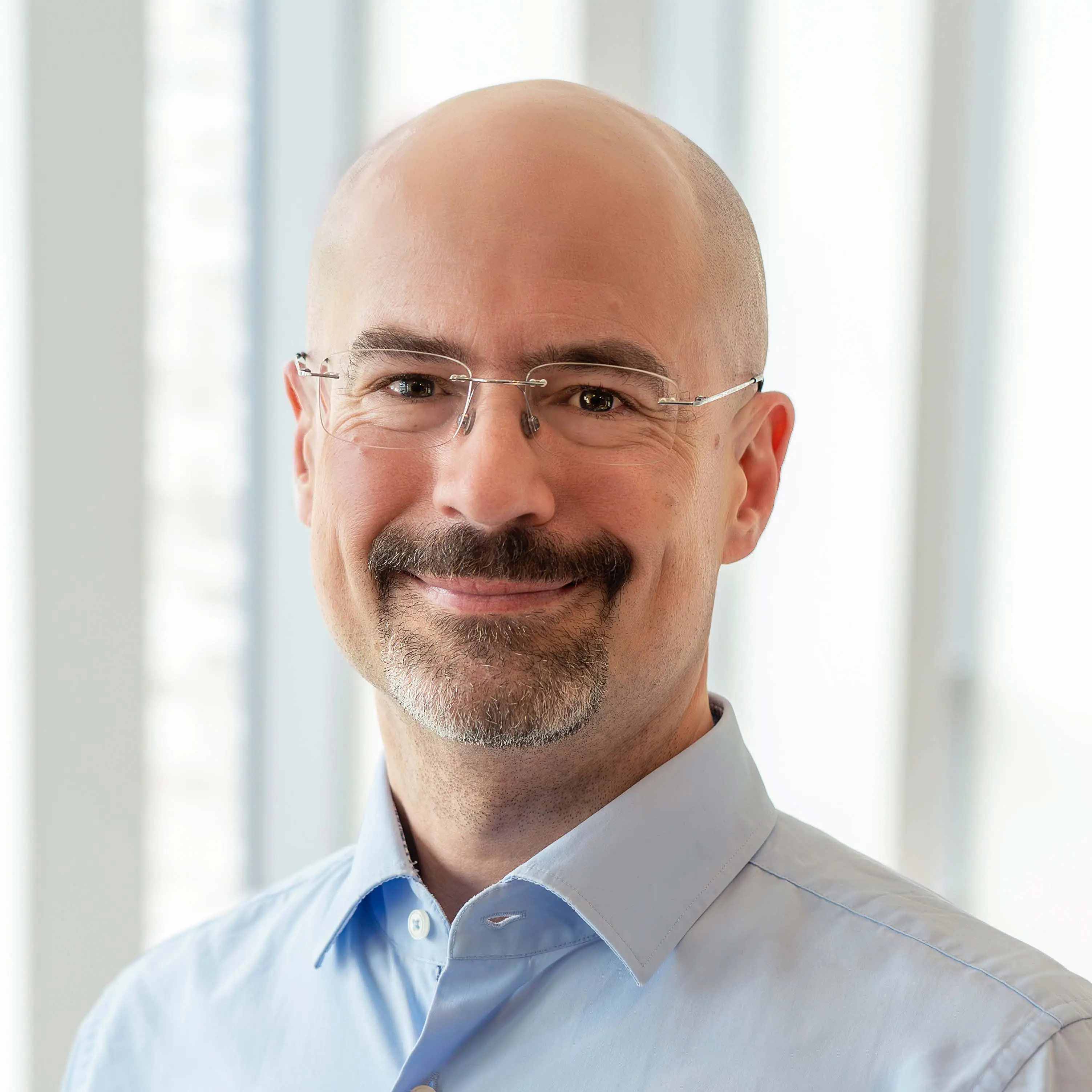 Dr.-Ing. Carsten Ullrich