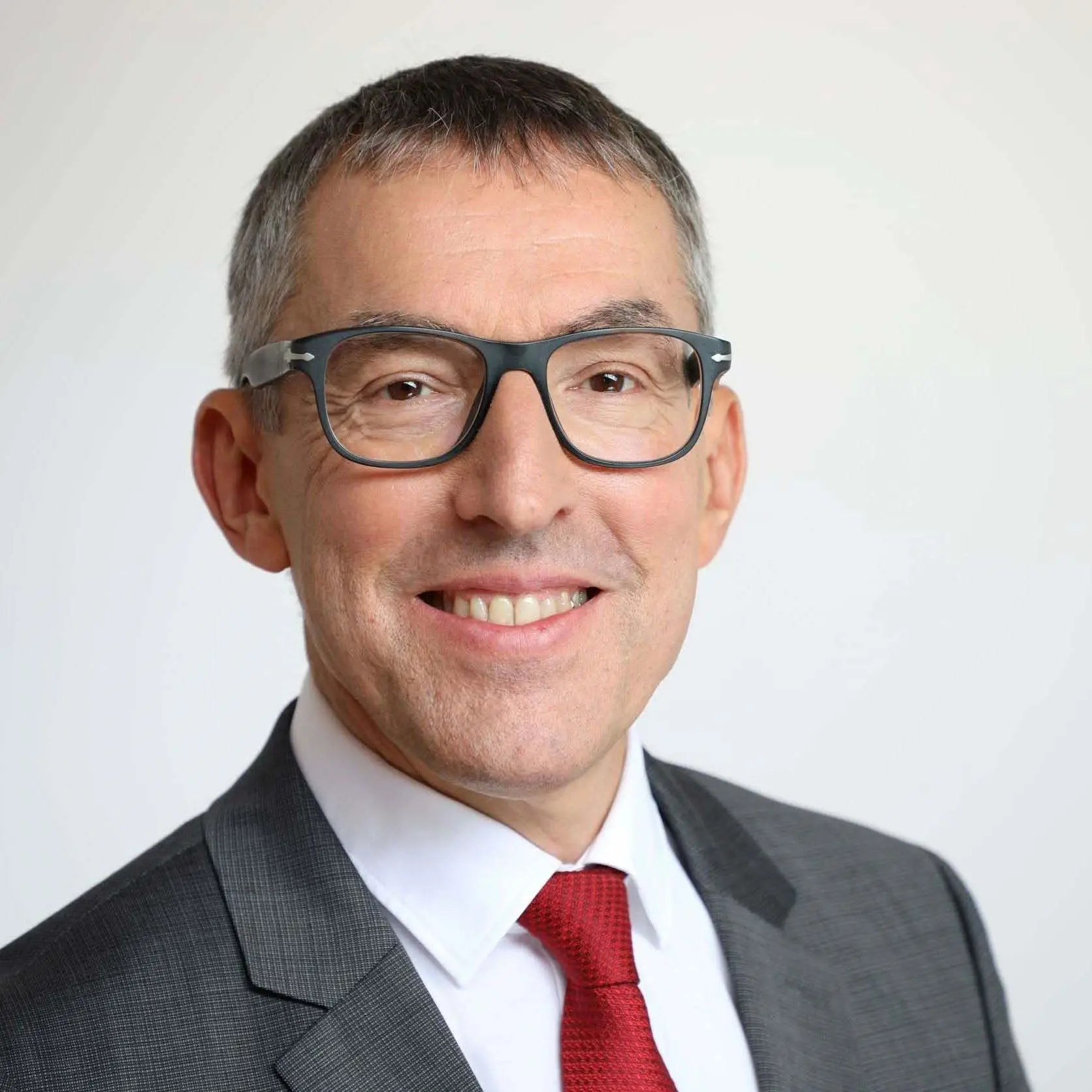 Prof. Dr. Ralf Kreutzer