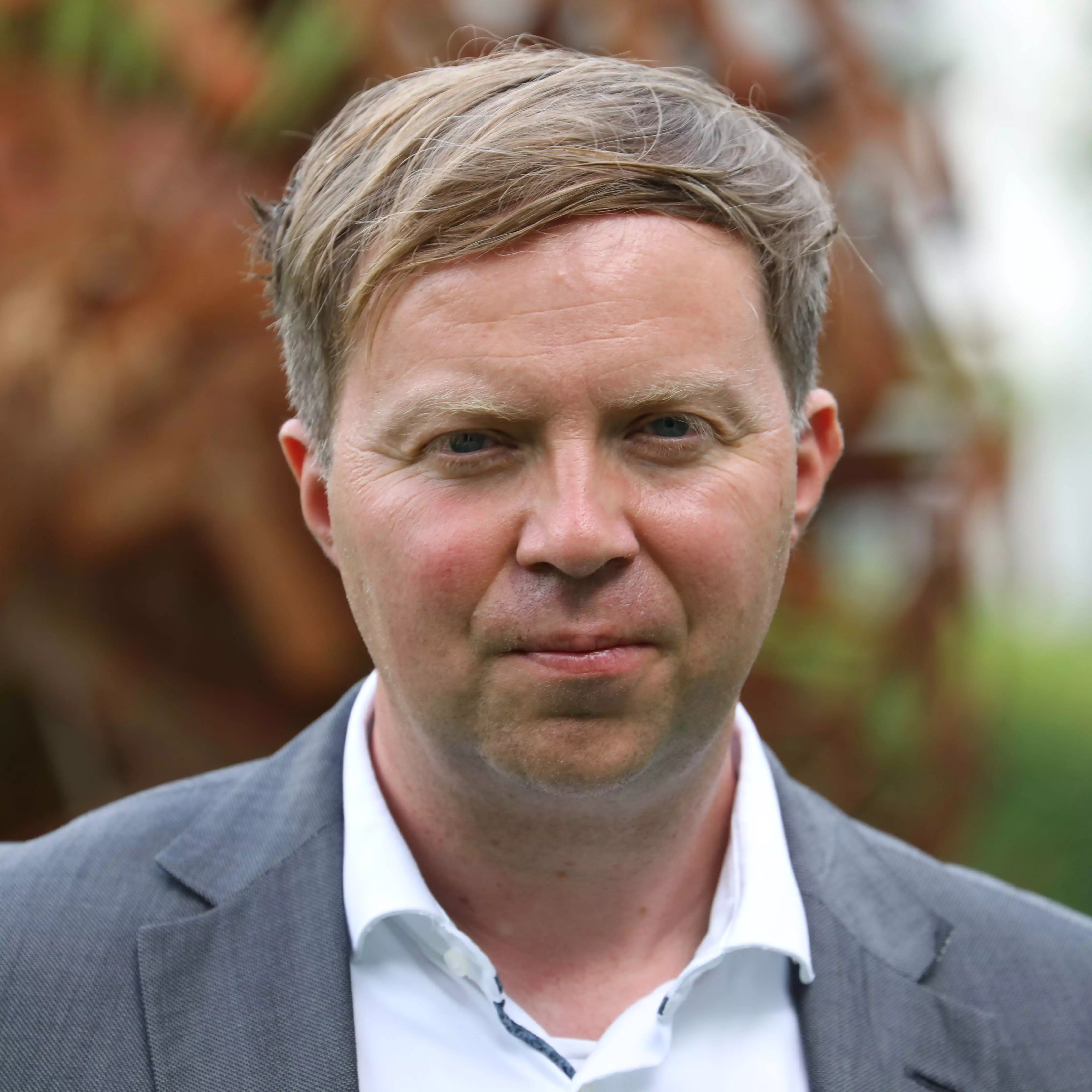 Dr. Frank Wisselink